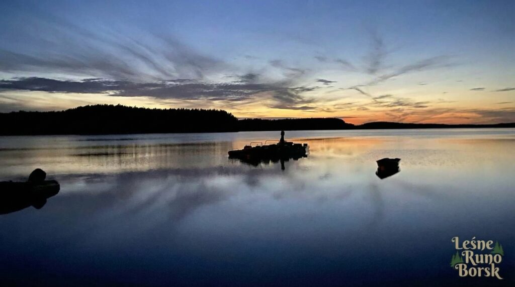 slow travel Borsk, świadomy wypoczynek, natura Bory Tucholskie, ekoturystyka, spokój Kaszuby, agroturystyka Borsk, domki Kaszuby, aktywny wypoczynek Borsk, blisko natury Borsk